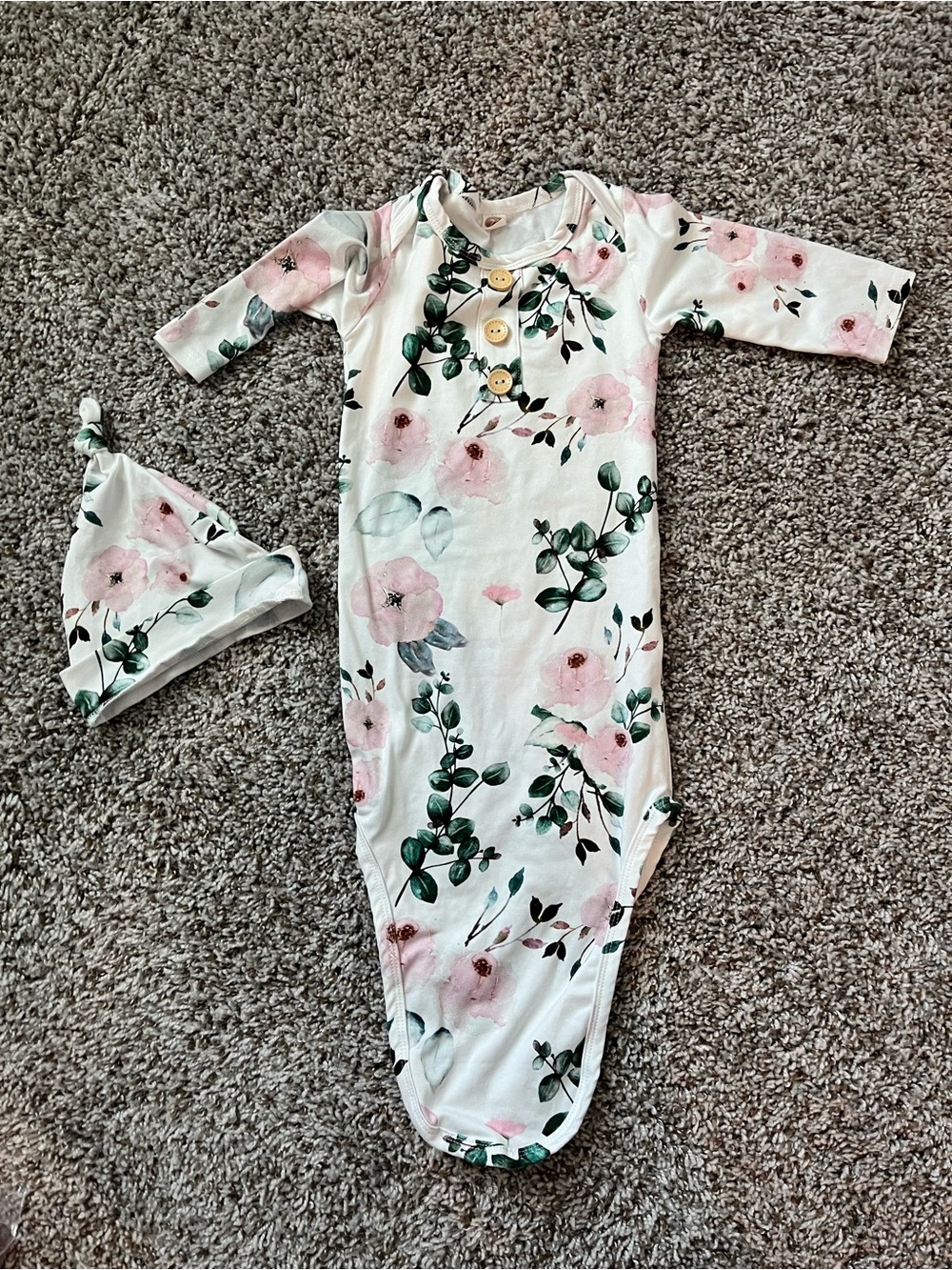 Newborn Baby Girl Pink Floral and Eucalyptus Knotted Gown and Hat 0-3 Months - Picture 2 of 4